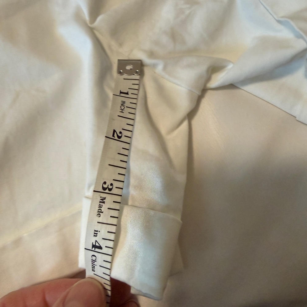 Banana Republic Size 14 Ivory Chino Shorts Cuffed Hem Classic Fit - Picture 5 of 8